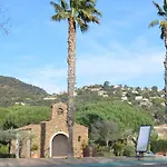 Studio Lumineux Avec Terrasse Et Garage, 4 Couchages, Proche Plage Au Lavandou - Fr-1-251-409