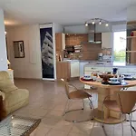 Appartement Lumineux A 1,5 Km De La Plage Avec 2 Terrasses - Frejus - Fr-1-226A-159