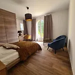 Villa Elea Suites De Luxe