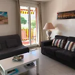 Magnifique T2 Classe 3* Centre Ville Ste Maxime