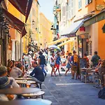 Opera 6 Old Town 2 Pers Wifi Ac