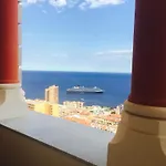 Riviera Palace